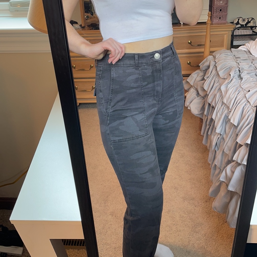 Express black camo jogger jeans